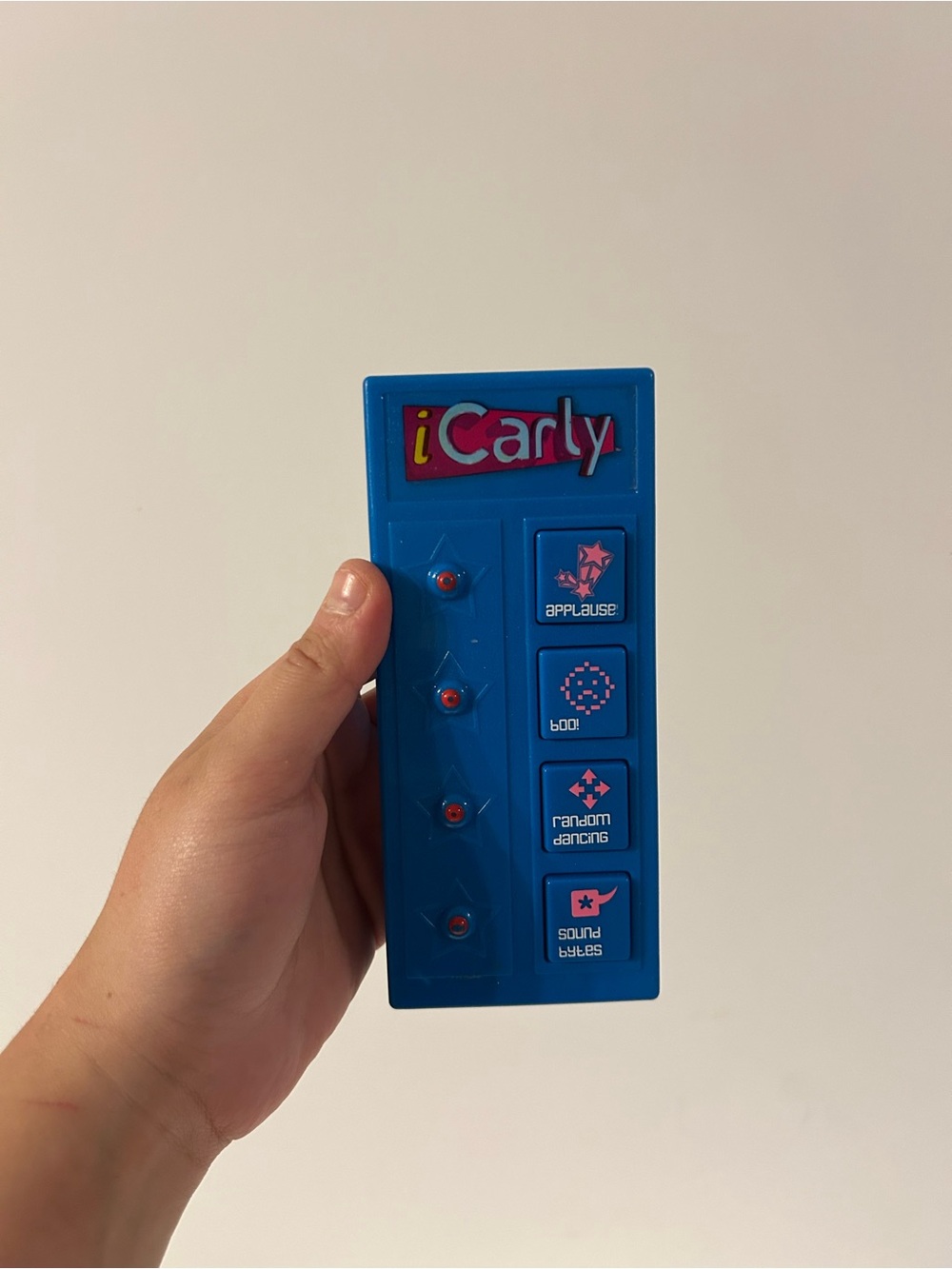 Nickelodeon iCarly Sound Effects Remote Toy – Applause Boo Random Dancing